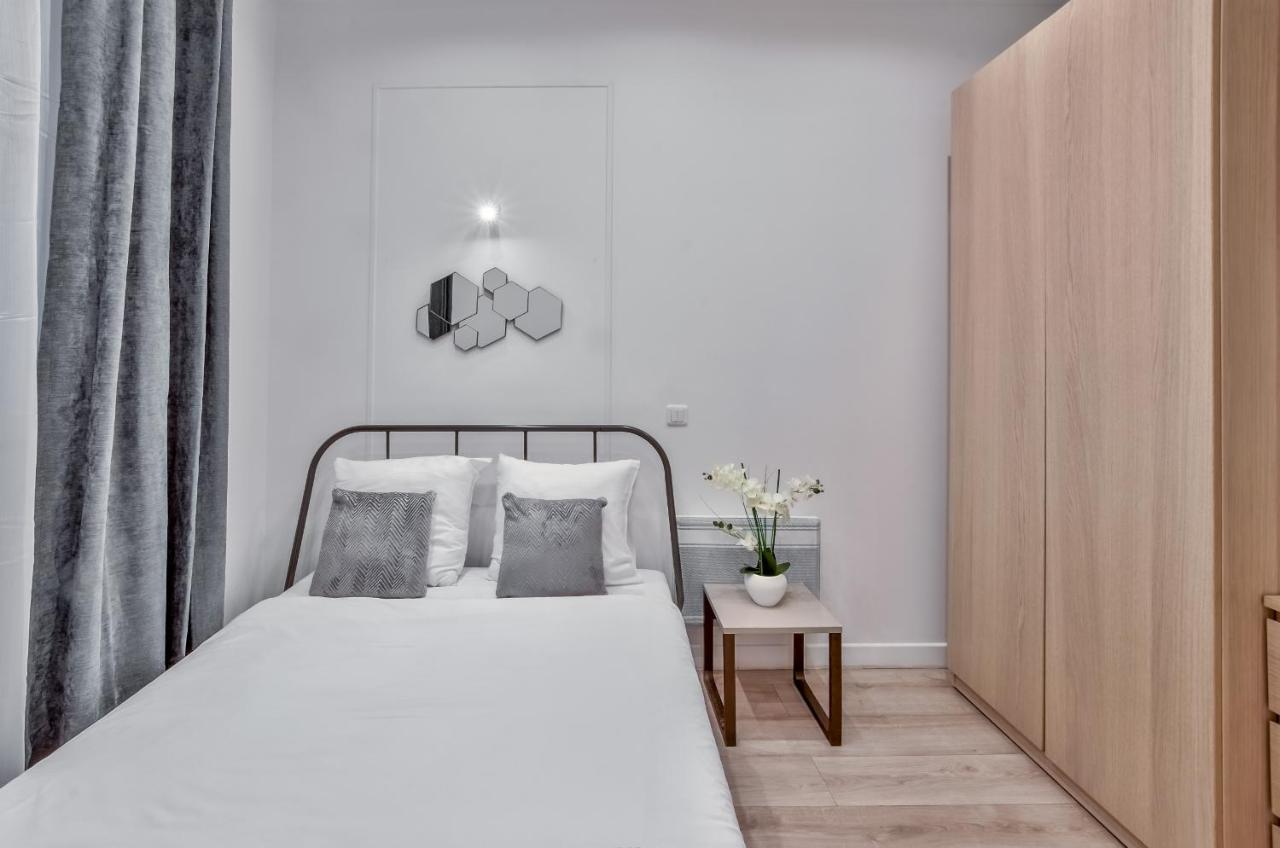 35 - Luxury Flat Grands Boulevards ปารีส ภายนอก รูปภาพ