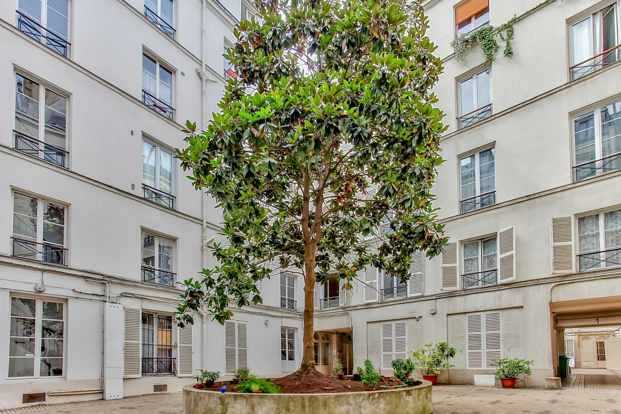 35 - Luxury Flat Grands Boulevards ปารีส ภายนอก รูปภาพ